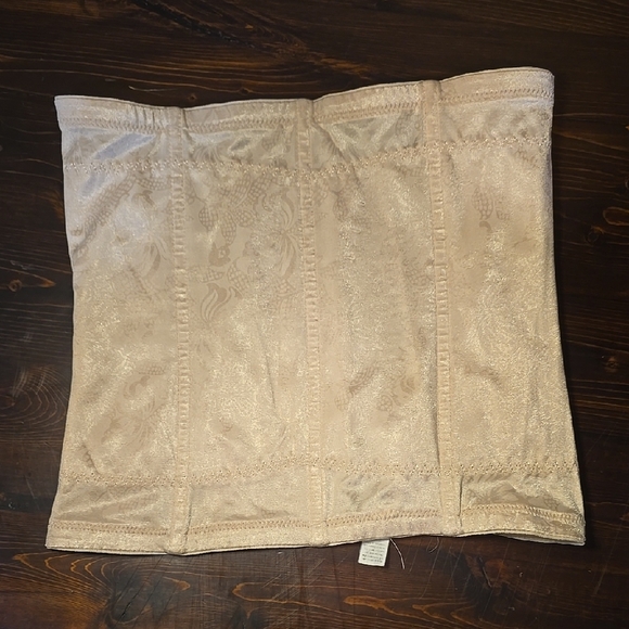 Flexee Elegant Beige Corset - Picture 1 of 3